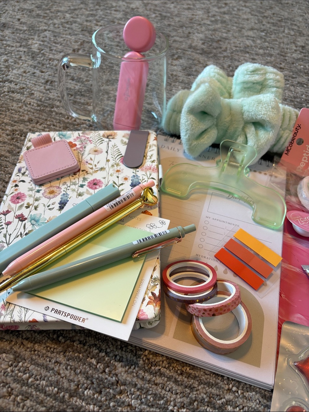 Self Care Gift Box. Pastel Pen and Accessory Set - Mint, Pink - Picture 8 of 12